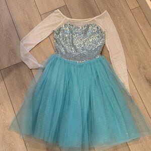 **BEAUTIFUL** M Girls Sequin Dress (Frozen)